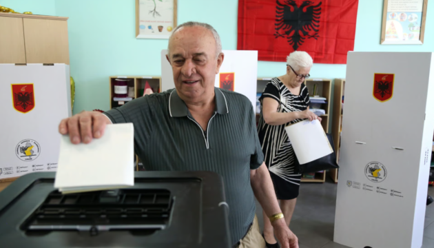 На парламентських виборах в Албанії перемагає партія влади