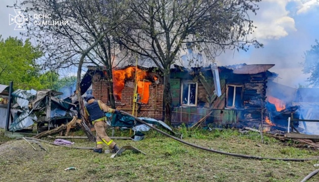 На Сумщині ліквідували наслідки російського авіаудару На Сумщині ліквідували наслідки російського авіаудару