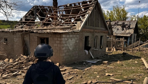 Guerre en Ukraine : Deux civils tués et sept autres blessés dans des bombardements russes sur la région de Donetsk 