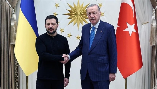Zelensky's meeting with Erdogan begins in Ankara Zelensky's meeting with Erdogan begins in Ankara