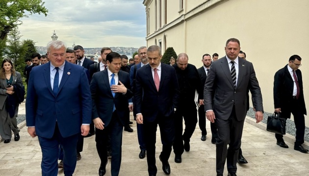 Сибіга у Туреччині: Нам потрібні конкретні рішення, перш за все - припинення вогню на 30 днів