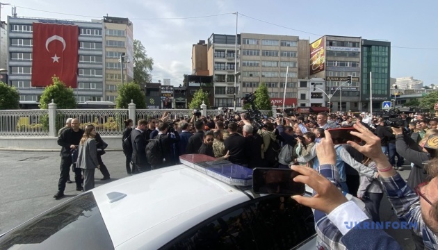 У Стамбулі преспідхід Умєрова скасували через «наступ» преси