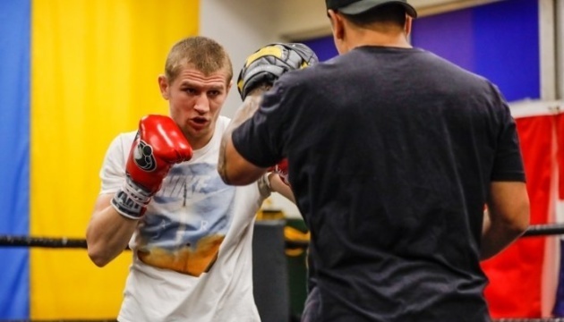 Український боксер Богачук переміг у Лос-Анджелесі американця Фокса
