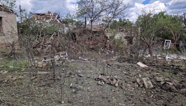 Росіяни вдарили по приватному сектору Краматорська, є постраждалі Росіяни вдарили по приватному сектору Краматорська, є постраждалі