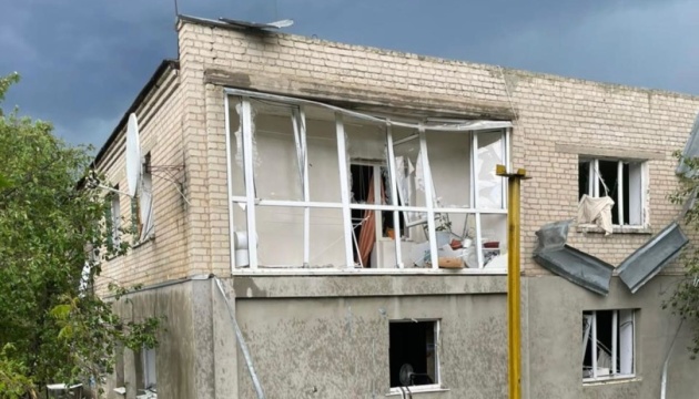 Invaders attack village in Kharkiv region - two women wounded Invaders attack village in Kharkiv region - two women wounded