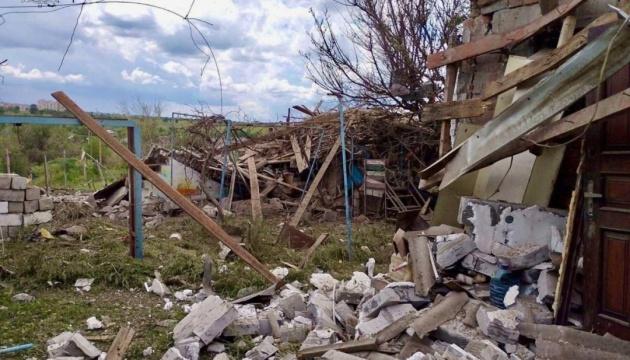 Russian military drops at least nine bombs on frontline Stepnohirsk Russian military drops at least nine bombs on frontline Stepnohirsk