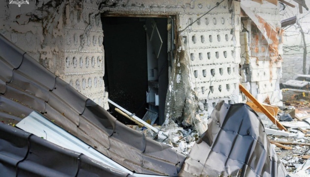 Russian forces launch 450 strikes on Zaporizhzhia region over the past day