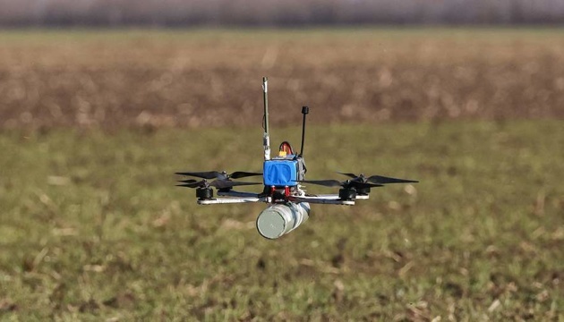 Russian drone targets snipers in Kharkiv region, armored vehicle shields them Russian drone targets snipers in Kharkiv region, armored vehicle shields them