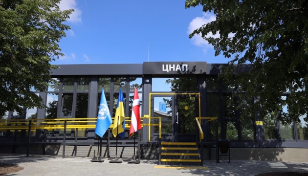 У деокупованій Снігурівській громаді на Миколаївщині відкрили сучасний модульний ЦНАП У деокупованій Снігурівській громаді на Миколаївщині відкрили сучасний модульний ЦНАП