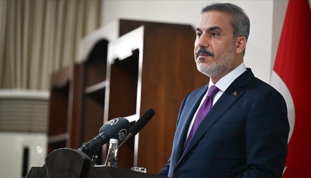 Le ministre turc des Affaires étrangères évoque un « tournant historique » pour mettre fin à la guerre en Ukraine