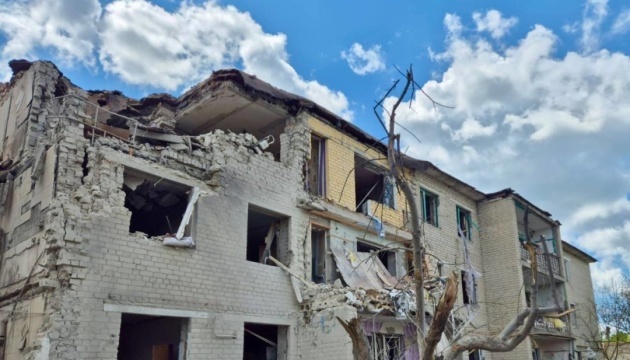 Guerre en Ukraine : Un mort et deux blessés dans une frappe russe sur Koupiansk-Vouzlovy 