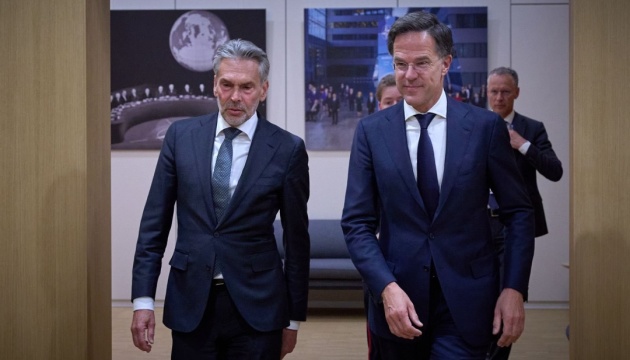 Le Premier ministre néerlandais : Nous aimerions beaucoup inviter Volodymyr Zelensky au sommet de l'OTAN 