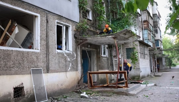 У багатоповерховому будинку Миколаєва стався вибух, поранена жінка