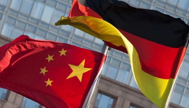 Líder de Alemania y China tratan la agresión rusa contra Ucrania