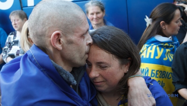 Перша частина обміну «1000 на 1000»: Україна повернула 390 полонених / Фото: Кирило Чуботін, Укрінформ 