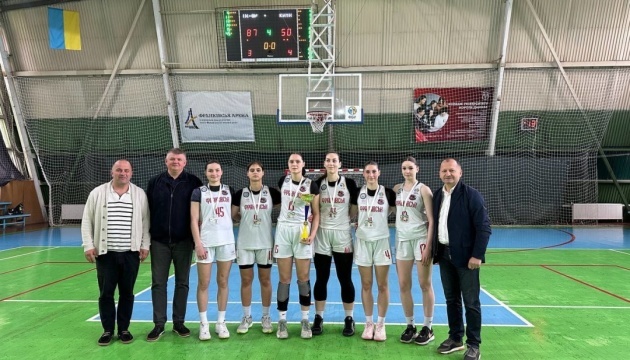 Баскетболістки Івано-Франківська - чемпіонки Студентської ліги України