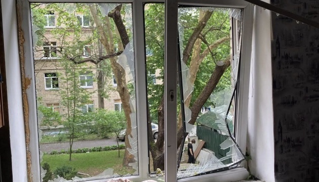 Уламки ворожого дрона пошкодили гуртожитки КНУ імені Шевченка