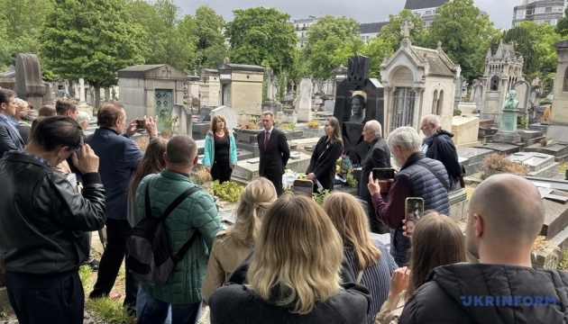 Rally to mark anniversary of assassination of Symon Petliura was held in Paris Rally to mark anniversary of assassination of Symon Petliura was held in Paris