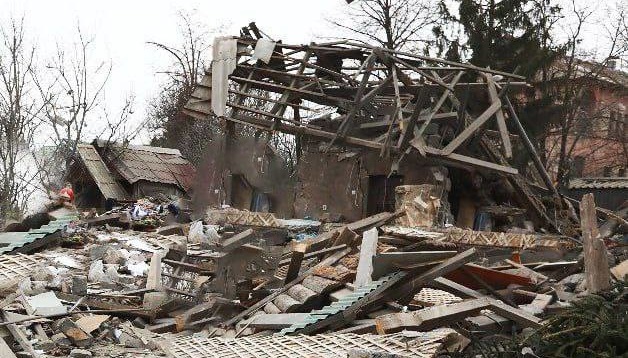 Night attack on Zaporizhzhia leaves two people wounded, destruction in city Night attack on Zaporizhzhia leaves two people wounded, destruction in city