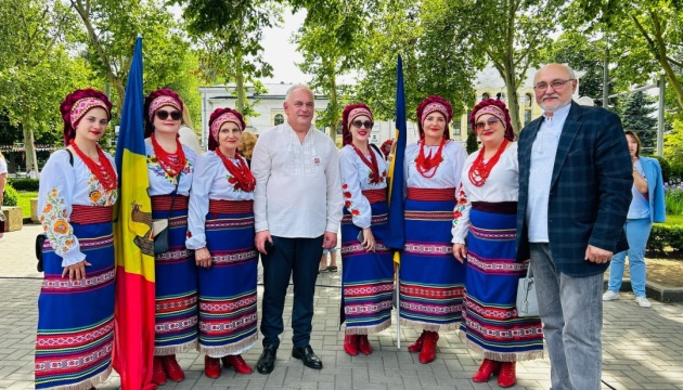 У Кишиневі провели Марш вишиванки та представили фотовиставку «Окупована спадщина» 