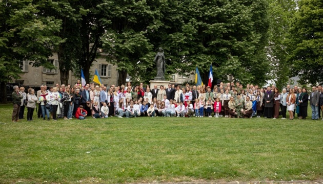 У Франції українці вшанували пам’ять Анни Київської