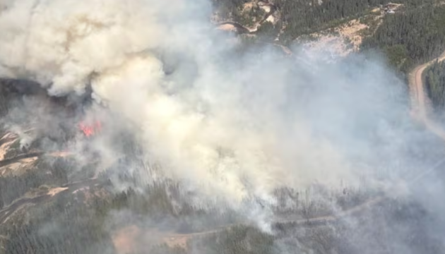 У Канаді вирує лісова пожежа, оголошена евакуація