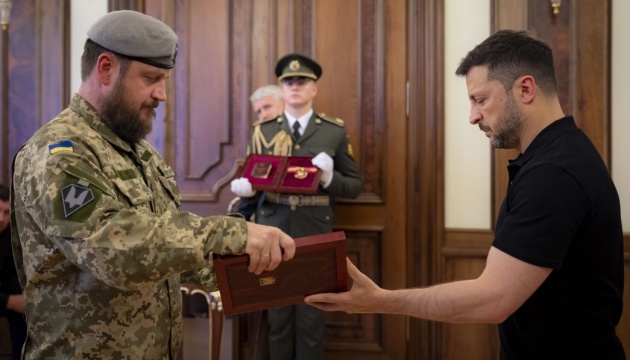 Zelensky presents awards to Special Operations Forces soldiers Zelensky presents awards to Special Operations Forces soldiers