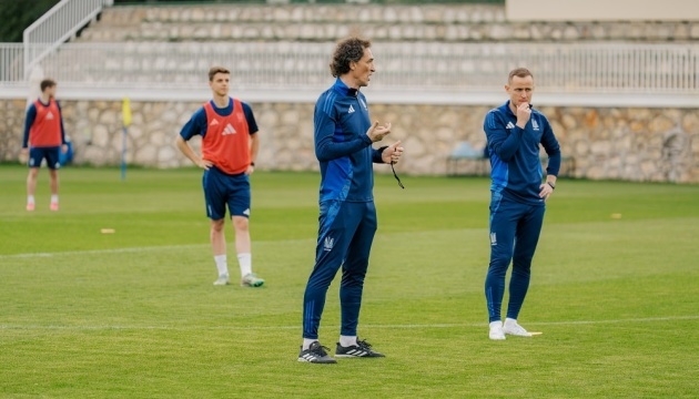 Футбольна збірна України U20 проведе товариські матчі з Марокко та США Футбольна збірна України U20 проведе товариські матчі з Марокко та США