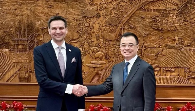 Посол України обговорив із заступником глави МЗС Китаю перспективи стійкого миру