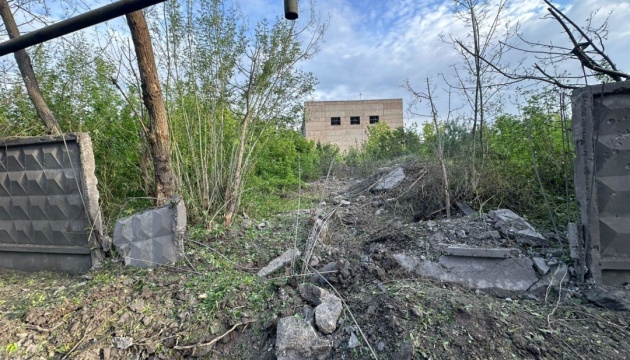 Російські війська вдарили безпілотником по промзоні Словʼянська