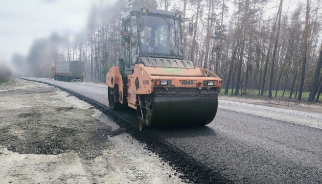 На Харківщині цьогоріч відновили понад 100 тисяч квавдратних метрів доріг