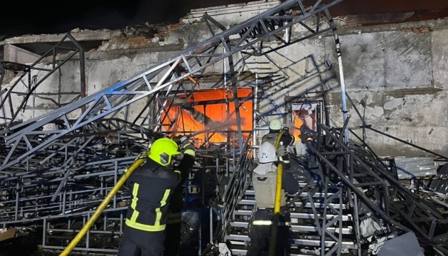 Un ataque ruso con drones destruye una sucursal de Nova Poshta en la región de Odesa
