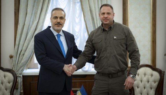 Yermak, Türkiye’s foreign minister discuss next diplomatic steps toward peace Yermak, Türkiye’s foreign minister discuss next diplomatic steps toward peace