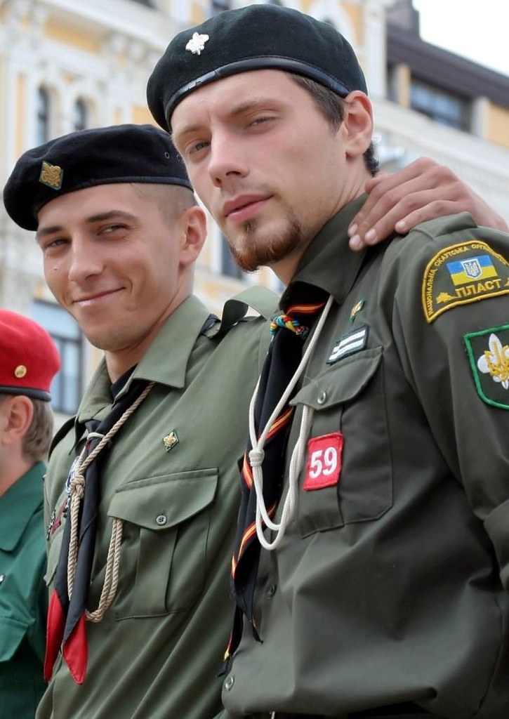 Пам’яті журналіста, пластуна, добровольця Віктора Гурняка (позивний «Гарт»)