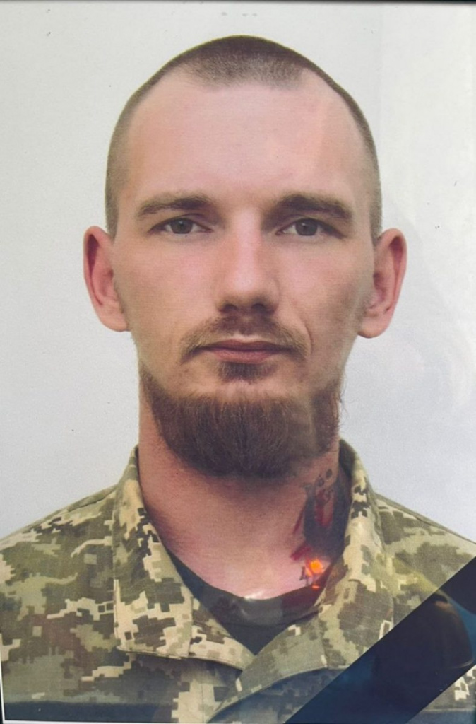 Пам’яті старшого солдата, розвідника Ярослава Степанчука (позивний «Морпіх»)