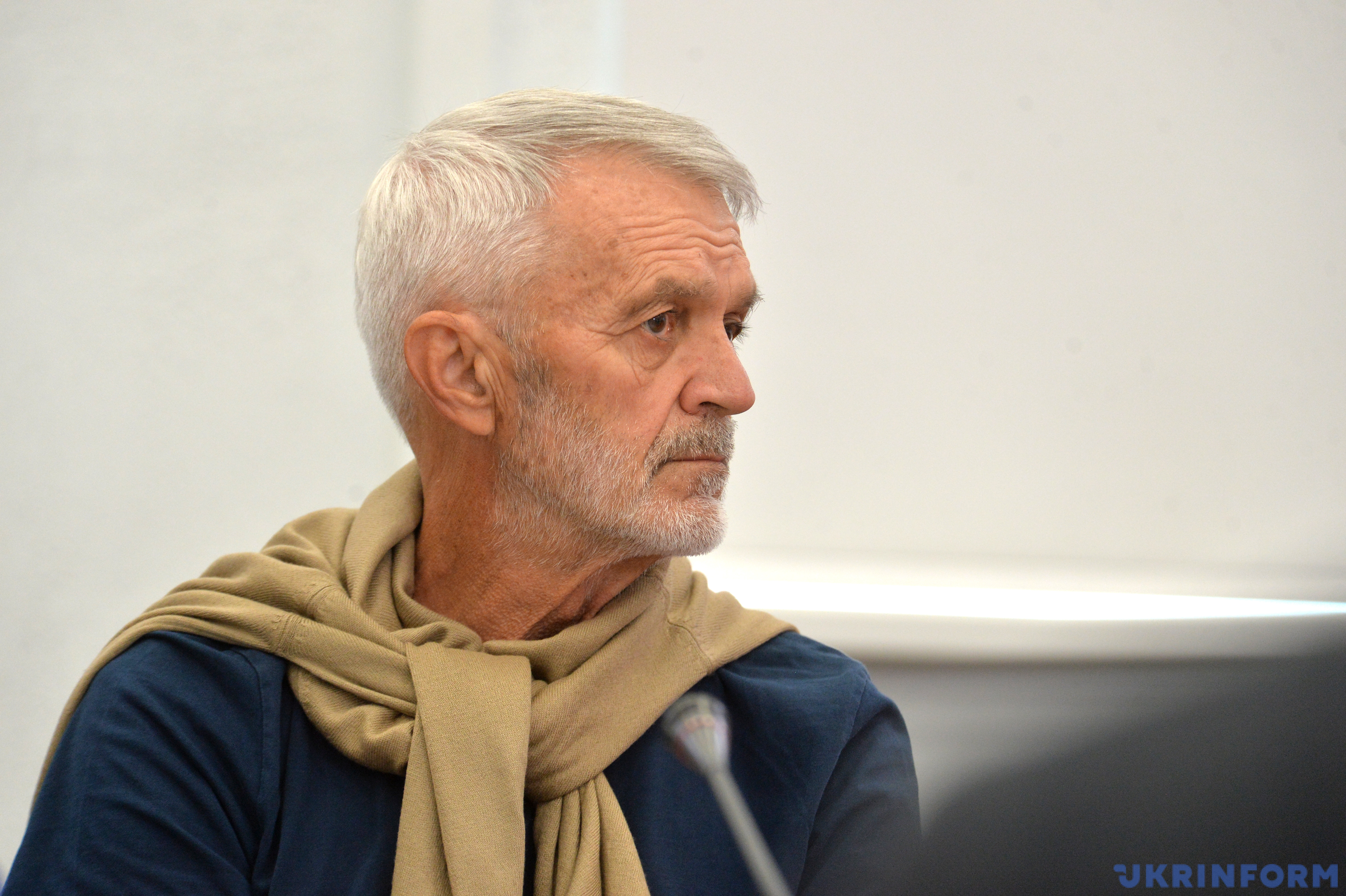 Михайло Іллєнко заслужений діяч мистецтв України Михайло Іллєнко заслужений діяч мистецтв України