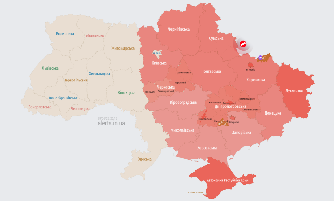 Актуальна мапа повітряних тривог станом на 22:15 / Джерело: https://alerts.in.ua/