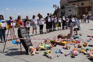 In Warsaw, activists highlight issue of Russia targeting Ukrainian children