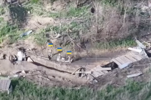 Les forces armées ukrainiennes prennent le contrôle d'un bastion russe dans la région de Koursk (en Russie)