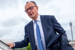 Мерц закликав Фіцо не чинити опір ухваленню 18-го пакету санкцій ЄС