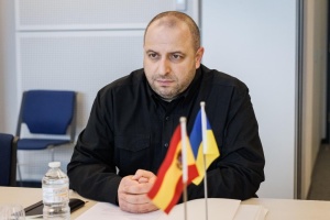 Umjerow und spanische Verteidigungsministerin Robles erörtern Zusammenarbeit in Drohnenbereich