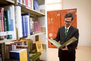 У бібліотеці Таїланду запрацювала українська книжкова поличка
