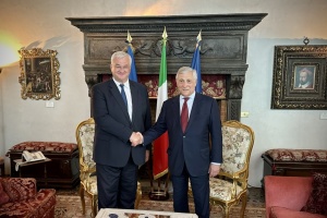 Sybiga trata con Tajani los preparativos para la Conferencia de Recuperación de Ucrania