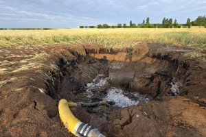 В Одесі другу добу тривають аварійні роботи на водогоні - частина міста без води