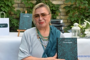 Головна редакторка газети «День» Лариса Івшина презентувала книгу - підсумок своєї 30-річної роботи