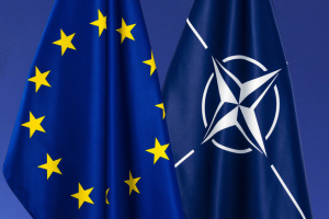 Вступ України в Євросоюз та НАТО підтримують до 90% громадян в усіх регіонах - КМІС