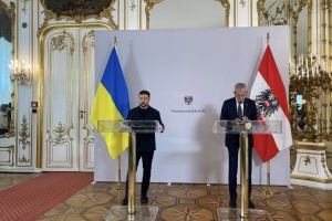 Austrian President calls on Russia to end war against Ukraine, start serious talks