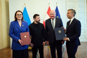 Ukraine, Austria sign five documents, including on return of children from Russia