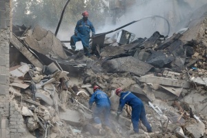 At least 14 dead, 55 injured in Russian air raid against Kyiv