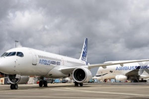 Польський авіаперевізник LOT купить 40 пасажирських літаків Airbus A220